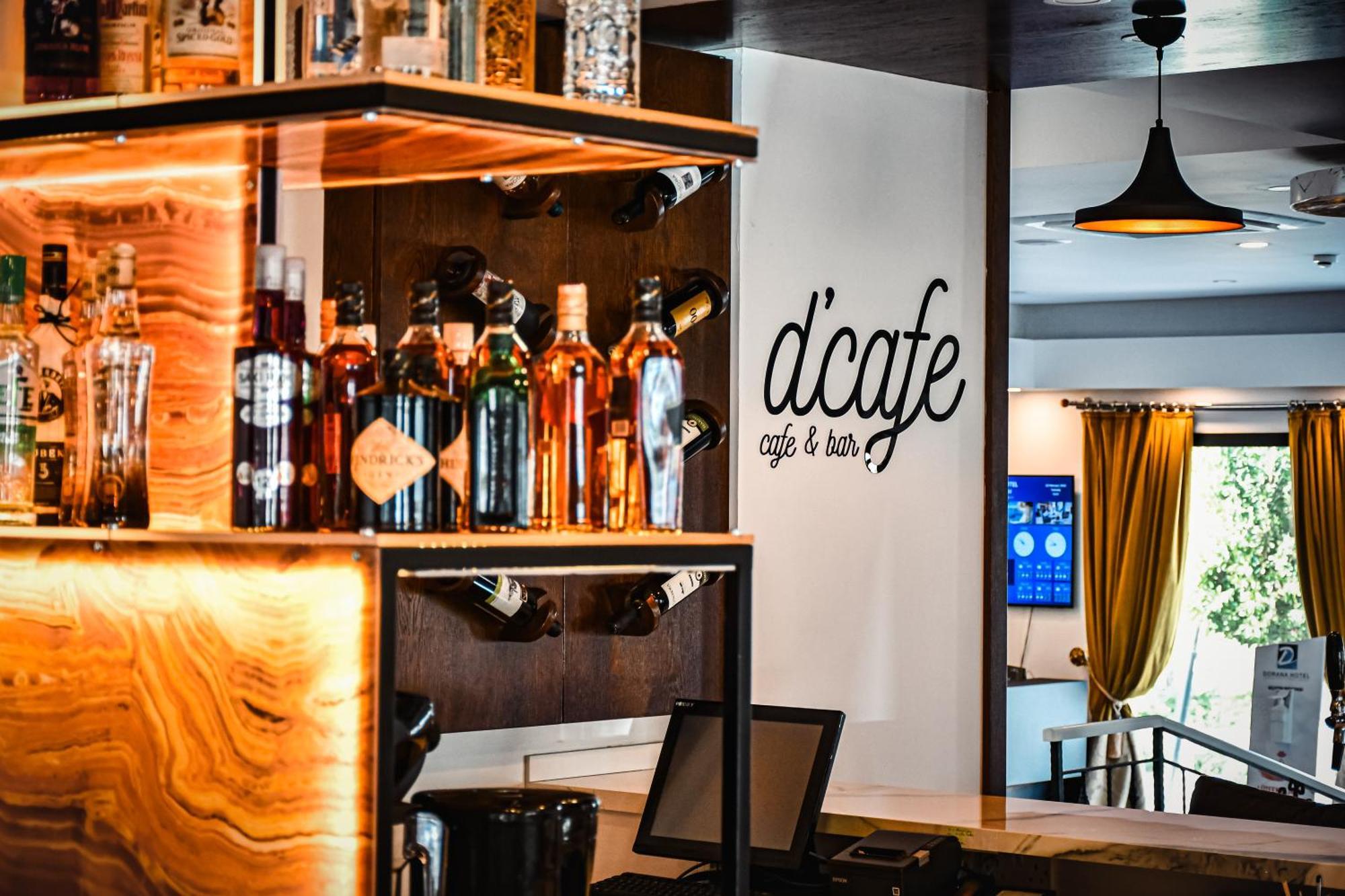 Dorana Hotel 키레니아 외부 사진